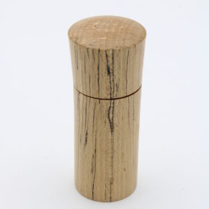 Gewürzmühle aus gestocktem Buchenholz