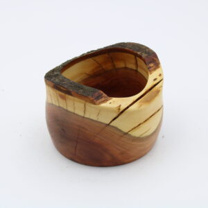 Schale Zwetschge mit Naturrand