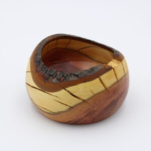 Schale Naturrand aus Zwetschgenholz